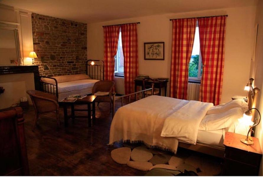 Bed and Breakfast Les Blotteries Juilley Номер фото