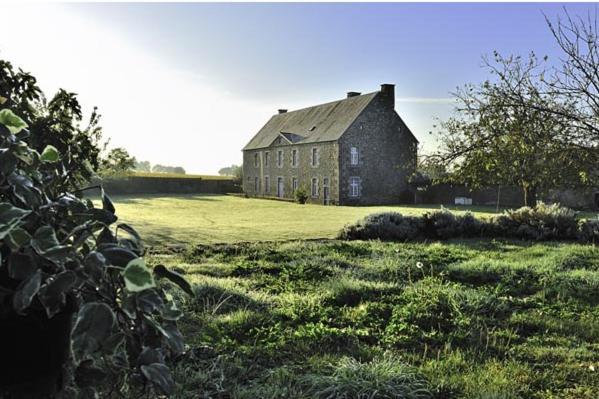 Bed and Breakfast Les Blotteries Juilley Экстерьер фото
